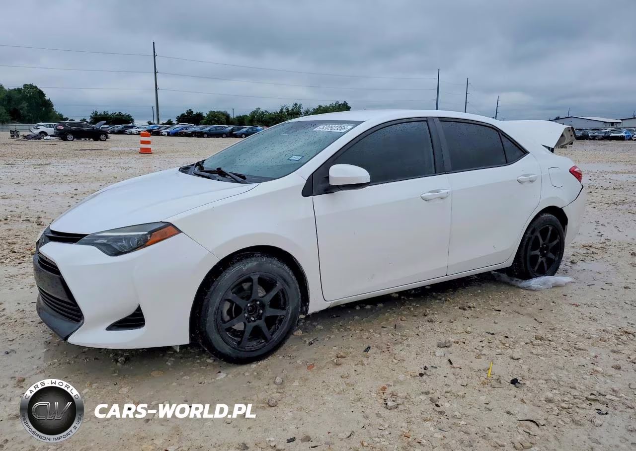 TOYOTA COROLLA L – zdjęcie 1 z 12