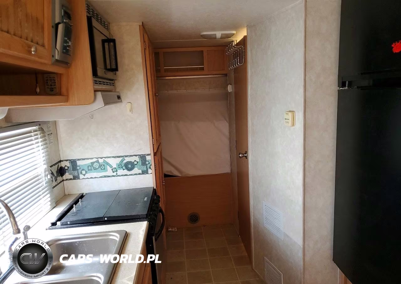 2006 Forest River Surveyor Camper VIN:4X4TSVY266L006235 - 6