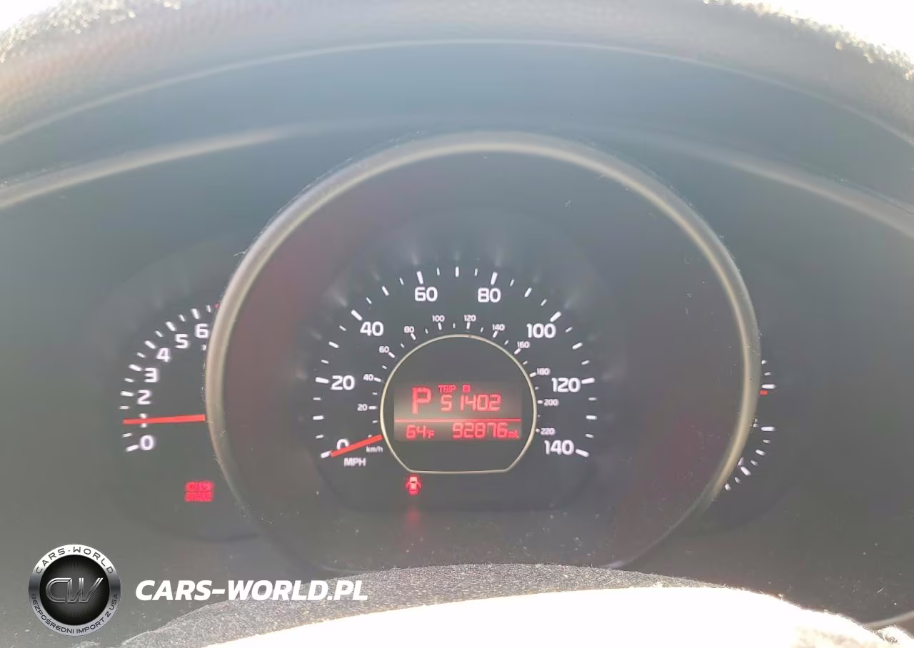 2017 Kia Soul + VIN:KNDJP3A5XH7449457 - 9