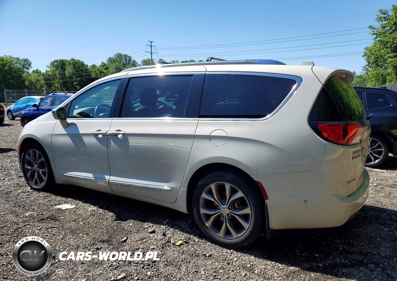 2017 Chrysler Pacifica Limited VIN:2C4RC1GG1HR643112 - 2