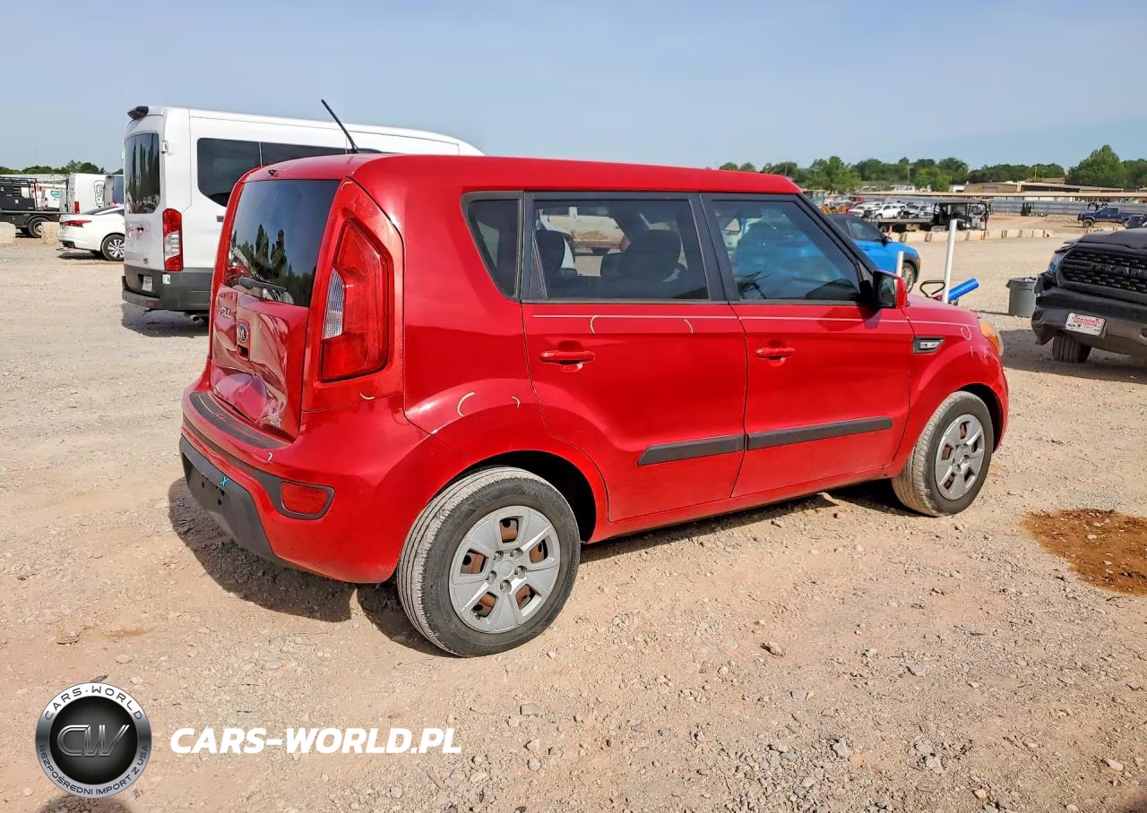 2013 Kia Soul Base VIN:KNDJT2A59D7604094 - 3