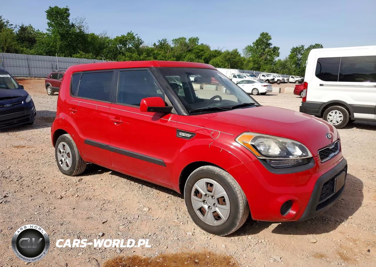 2013 Kia Soul Base VIN:KNDJT2A59D7604094 - 4