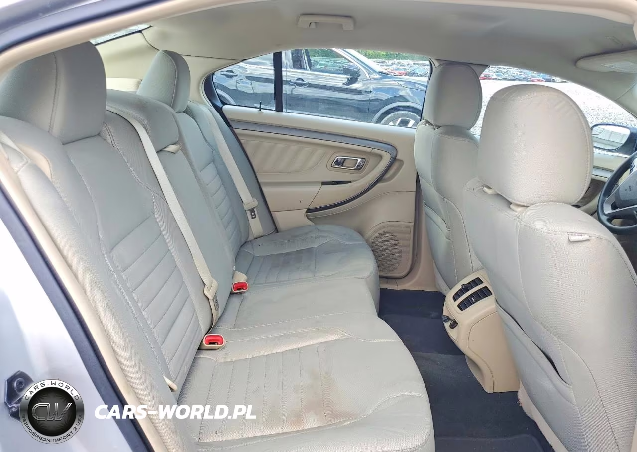 2016 Ford Taurus Se VIN:1FAHP2D87GG142153 - 10