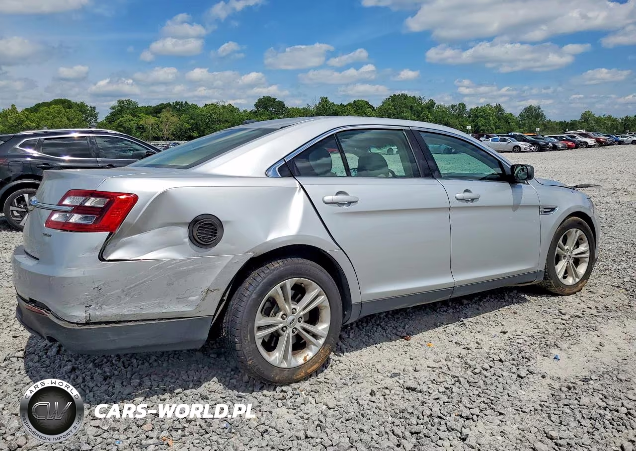 2016 Ford Taurus Se VIN:1FAHP2D87GG142153 - 3
