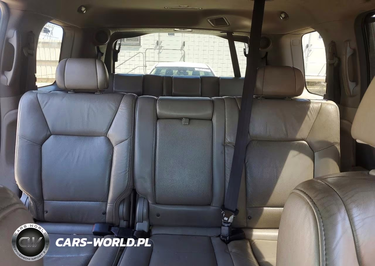 2011 Honda Pilot Touring VIN:5FNYF4H97BB048188 - 10