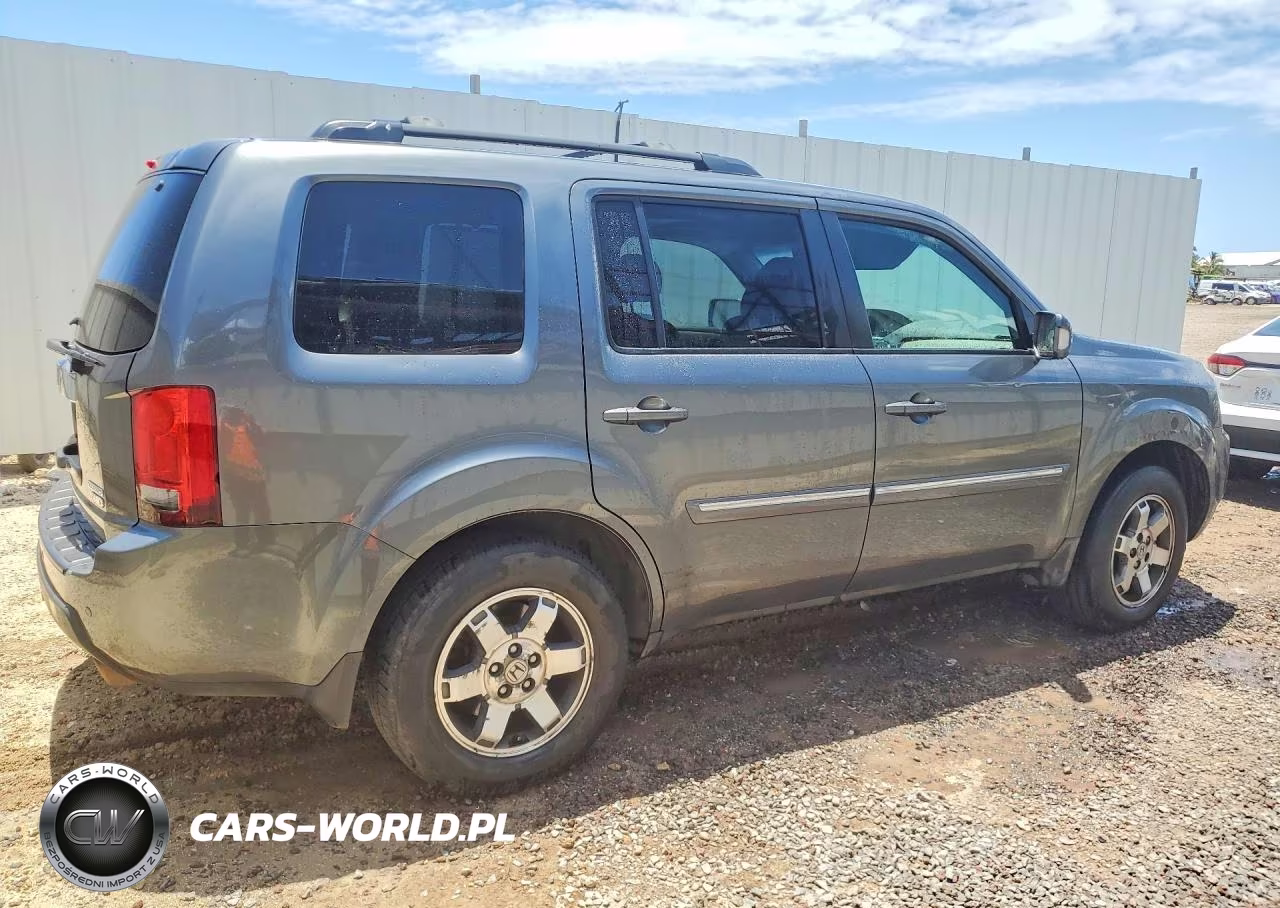 2011 Honda Pilot Touring VIN:5FNYF4H97BB048188 - 3