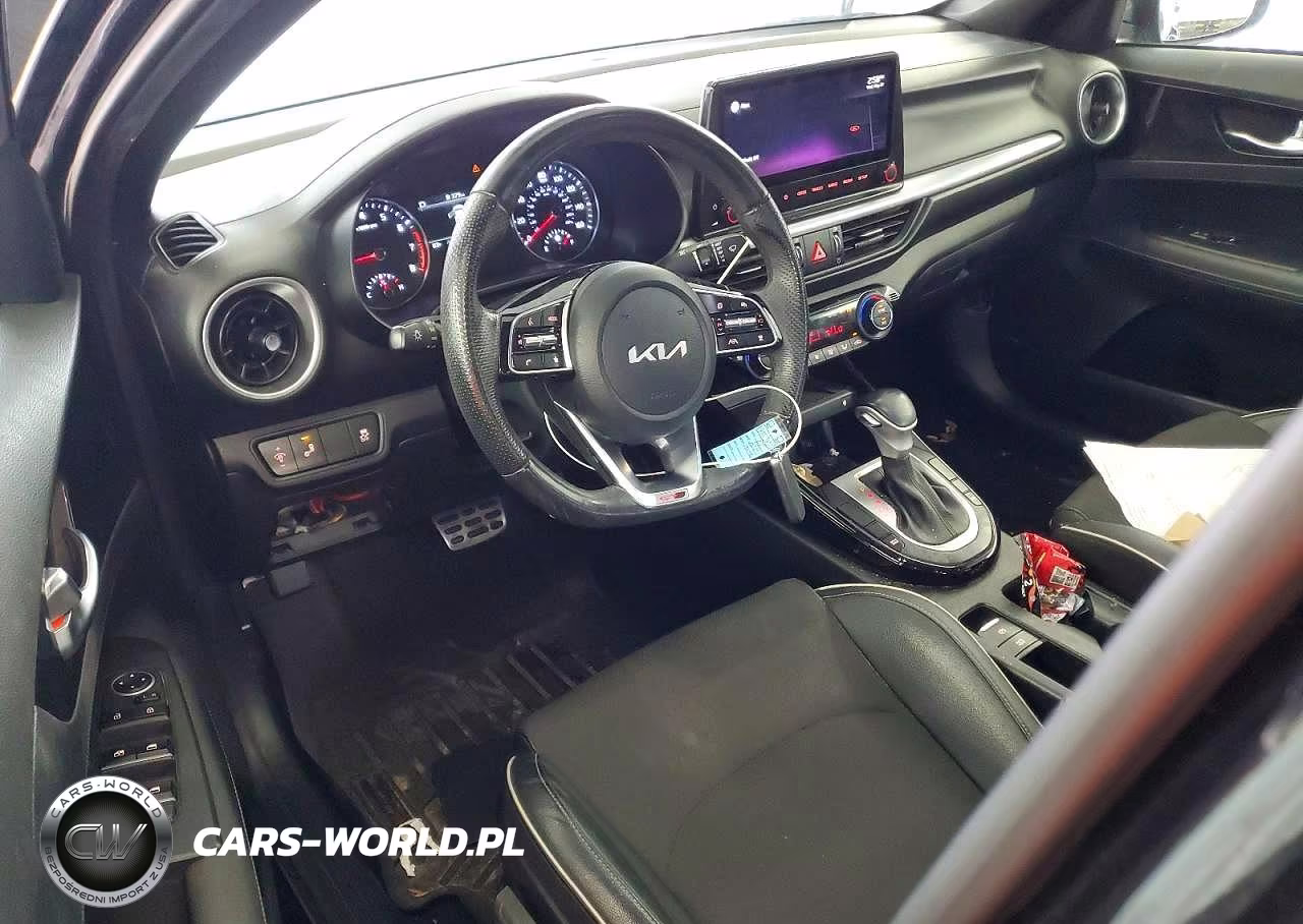 2022 Kia Forte Gt Line VIN:3KPF54AD5NE490261 - 8