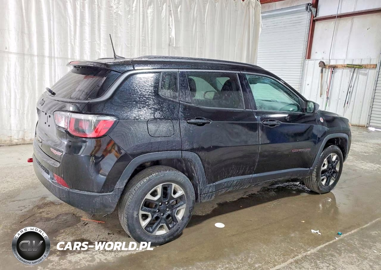 2018 Jeep Compass Trailhawk VIN:3C4NJDDB2JT130159 - 3