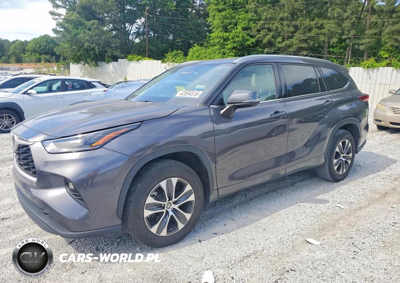 2021 Toyota Highlander Xle