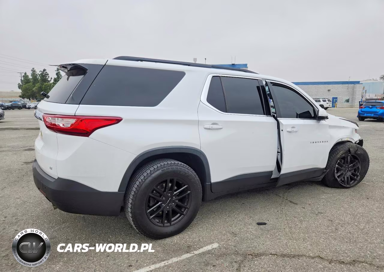 2019 Chevrolet Traverse Lt VIN:1GNERHKW9KJ120234 - 3