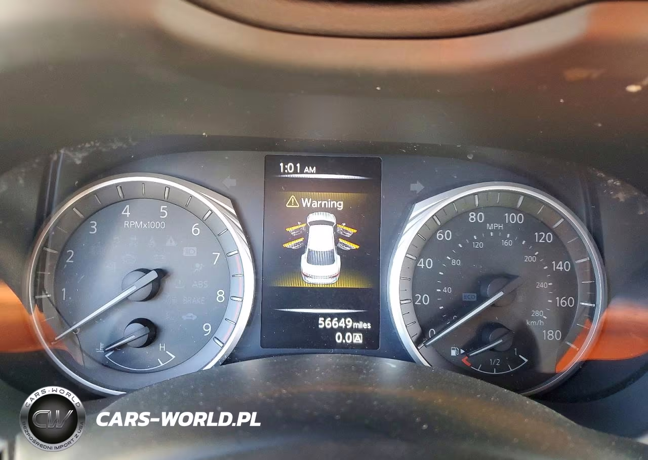 2018 Infiniti Q50 Luxe VIN:JN1EV7AR4JM440247 - 9