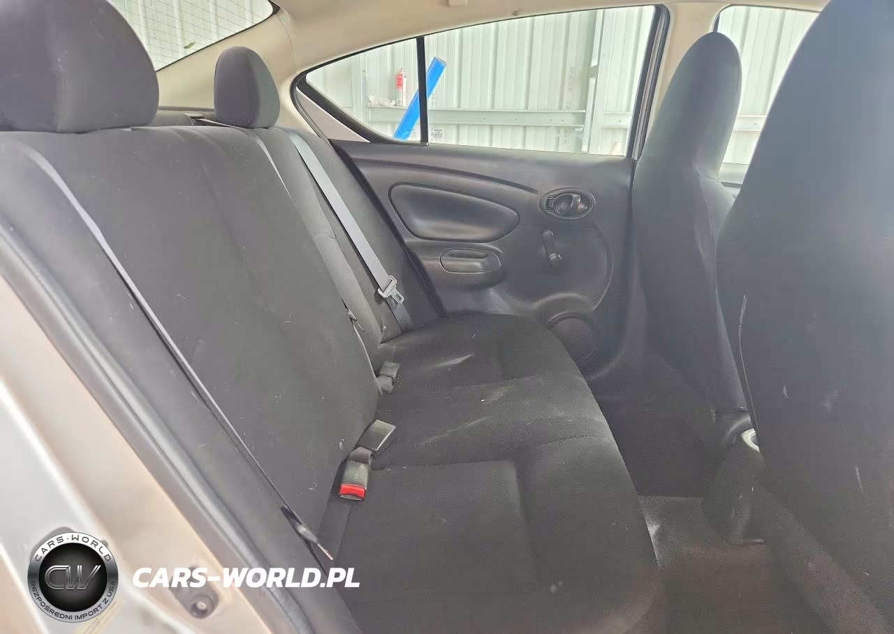 2015 Nissan Versa 1.6 S VIN:3N1CN7APXFL835606 - 10