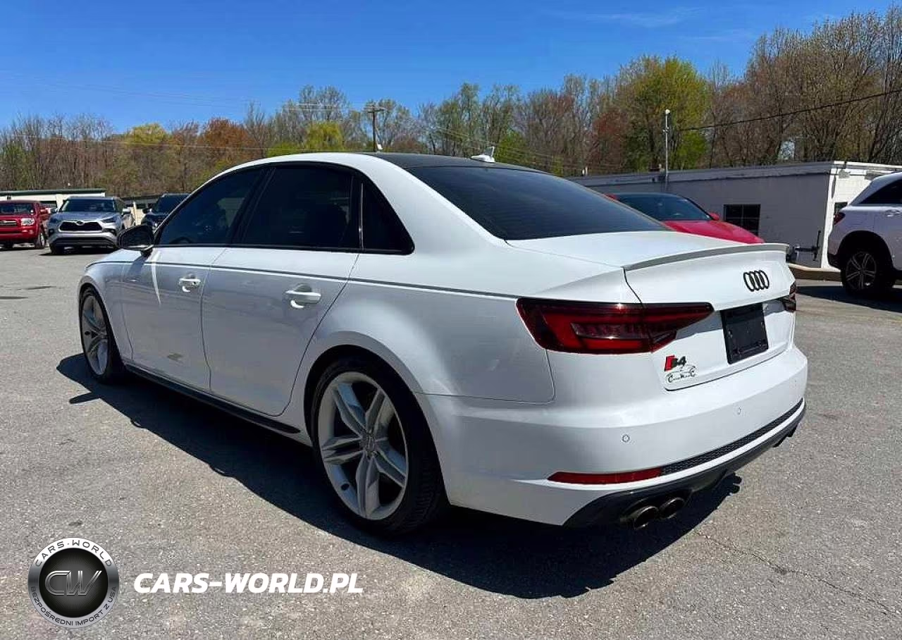 2019 Audi S4 Premium Plus VIN:WAUB4AF45KA008697 - 2