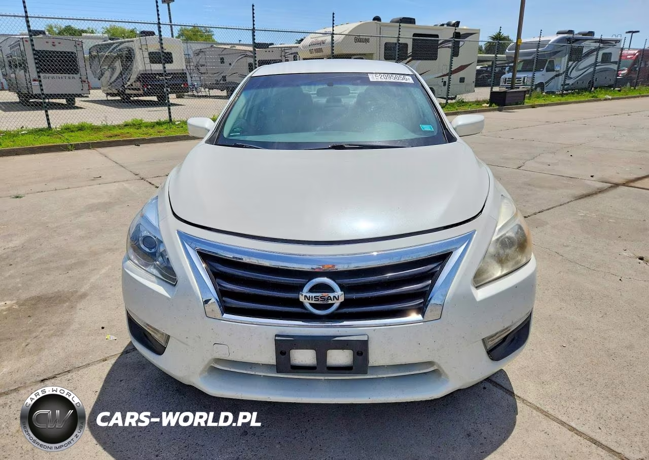 2014 Nissan Altima 2.5 S VIN:1N4AL3AP2EC270853 - 5