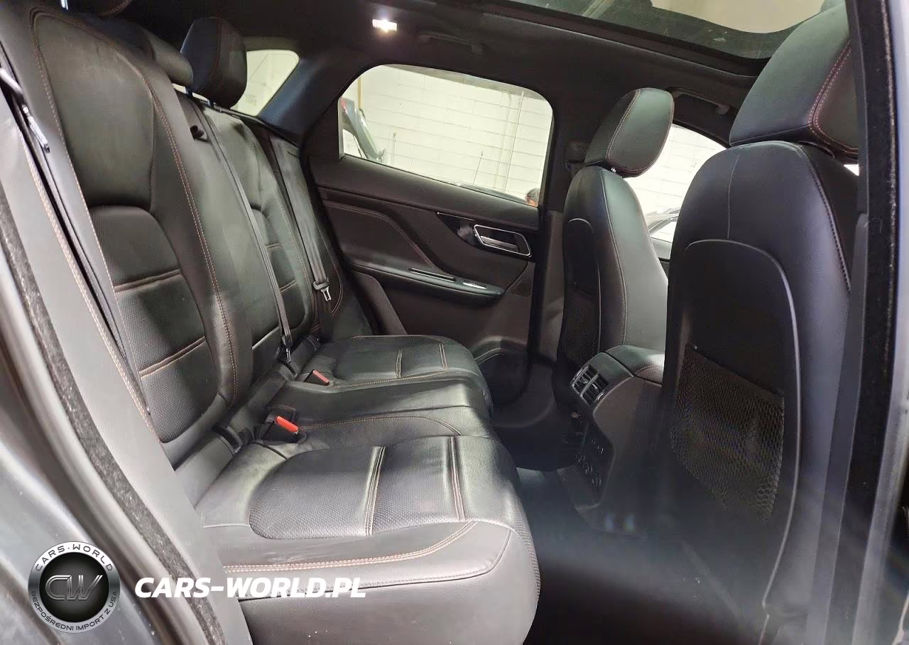 2017 Jaguar F-Pace Prestige VIN:SADCK2BV4HA068002 - 11