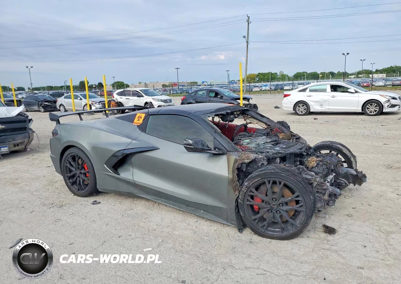 2023 Chevrolet Corvette Stingray 3Lt VIN:1G1YC3D49P5136447 - 4