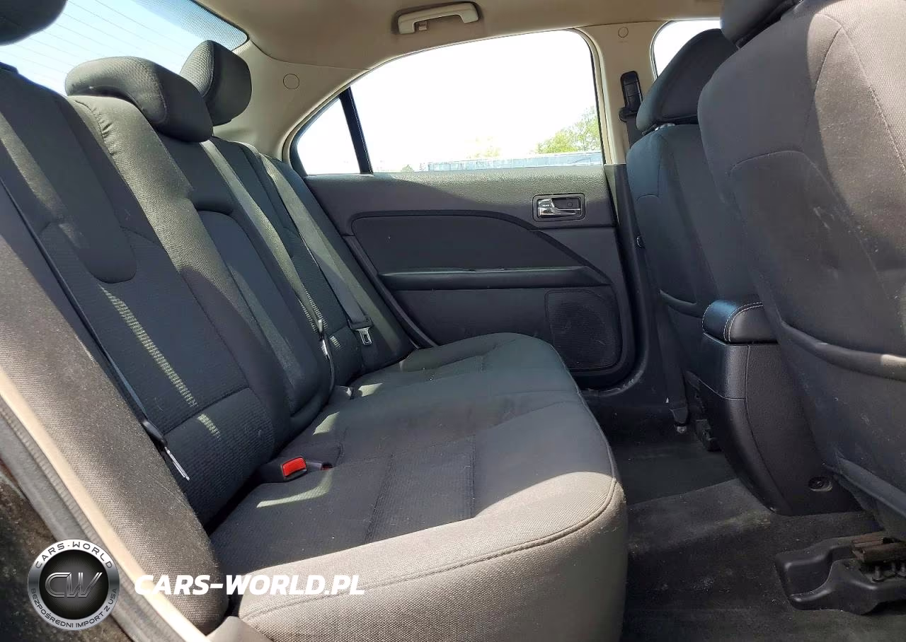 2011 Ford Fusion Se VIN:3FAHP0HA1BR180366 - 10