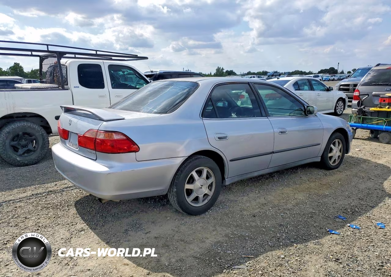 1998 Honda Accord Lx VIN:1HGCG5648WA077204 - 3