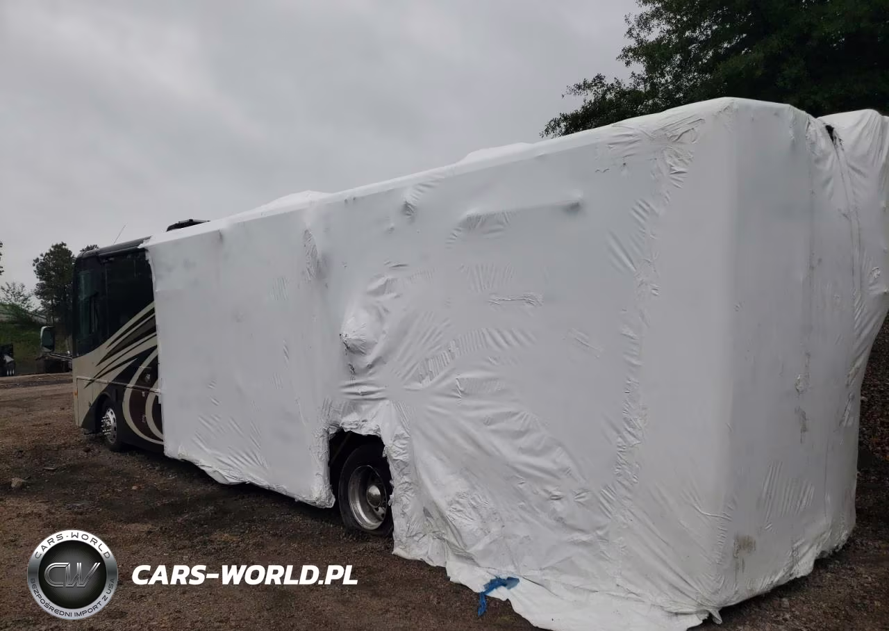 2016 Freightliner Chassis Xc VIN:4UZACGCY3GCHW6799 - 3