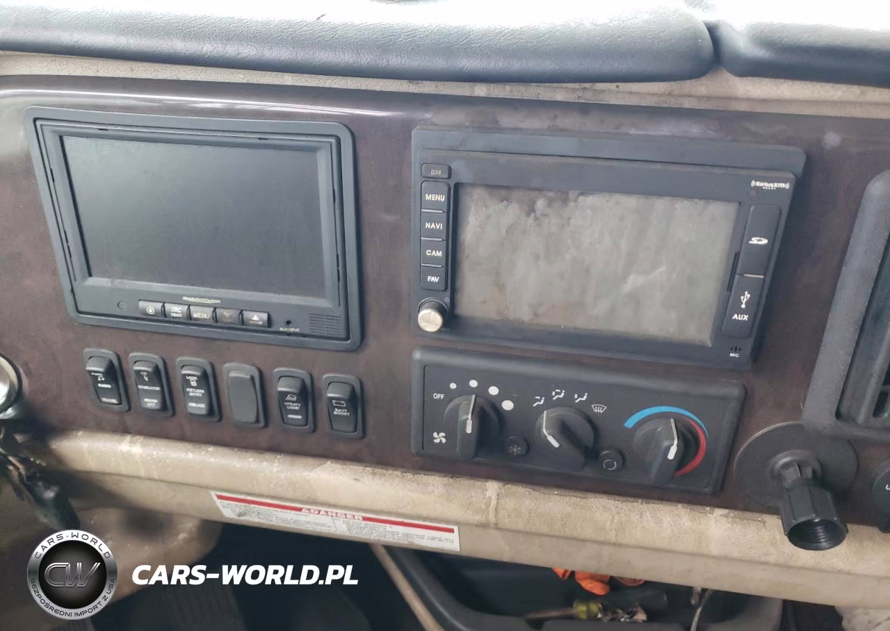 2016 Freightliner Chassis Xc VIN:4UZACGCY3GCHW6799 - 9