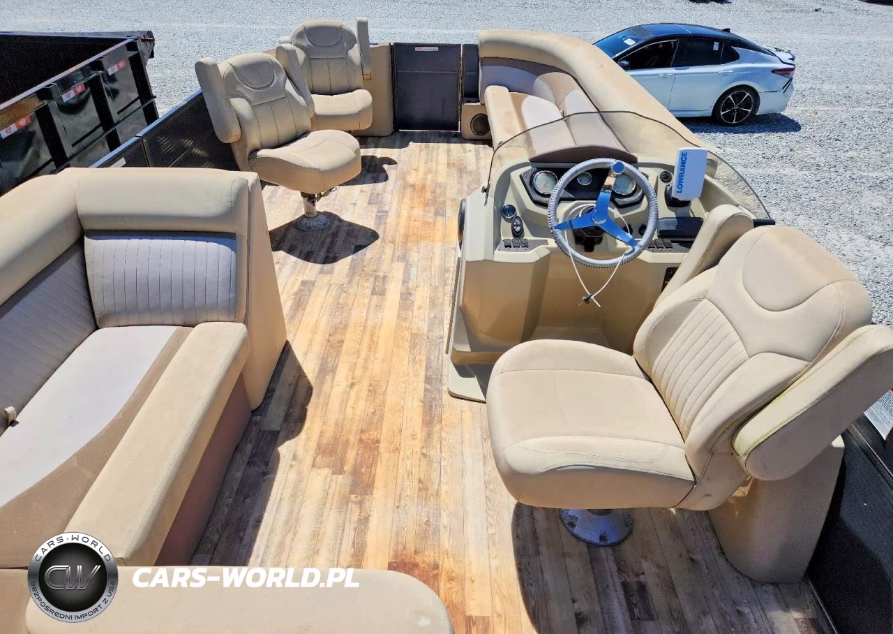 2017 Crest-Maurell Products Boat VIN:CSM00938K617 - 9