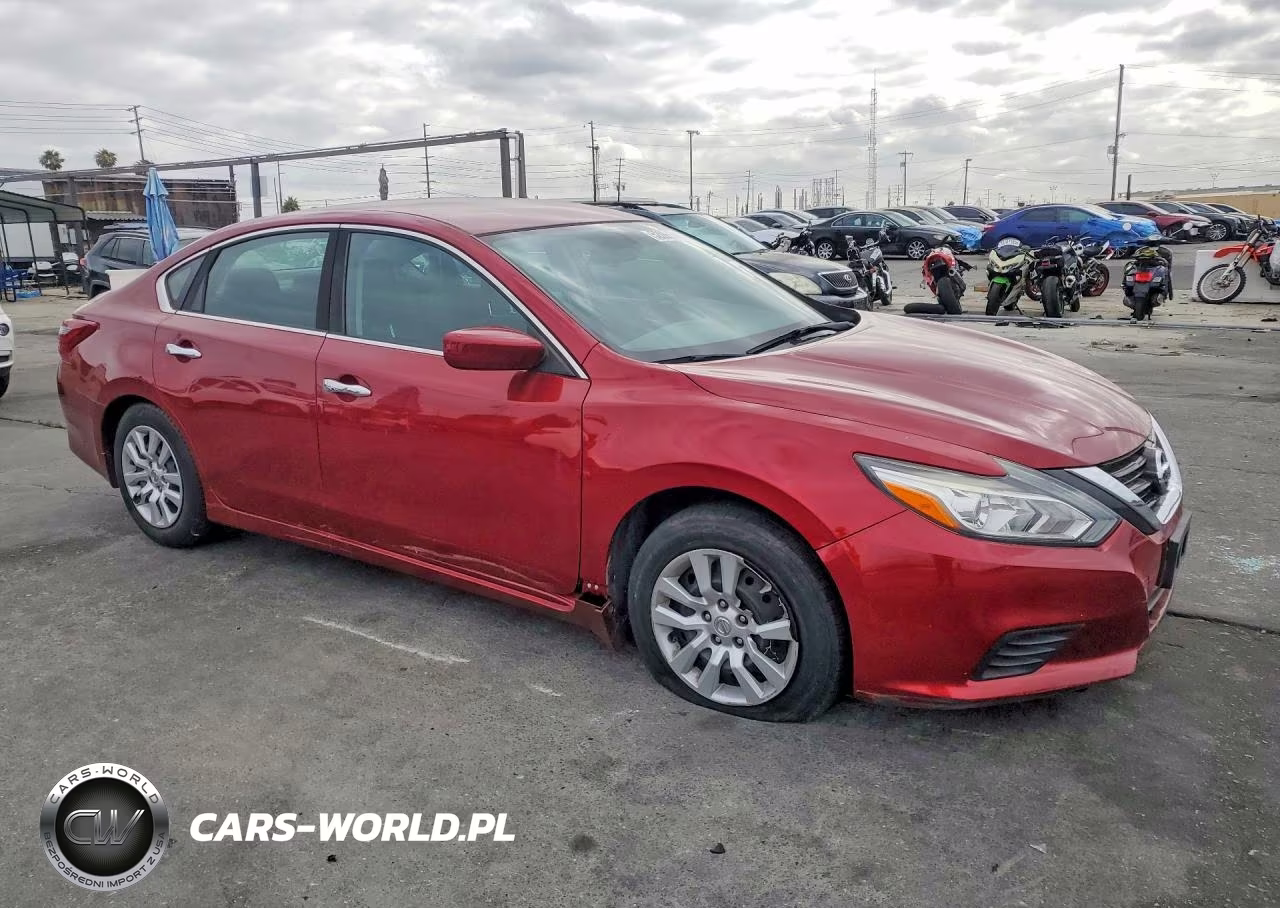 2018 Nissan Altima 2.5 S VIN:1N4AL3AP8JC145401 - 4