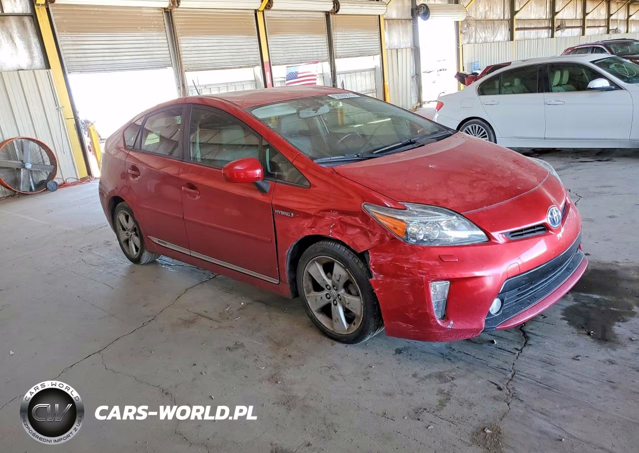 2013 Toyota Prius Five VIN:JTDKN3DU9D5639740 - 4
