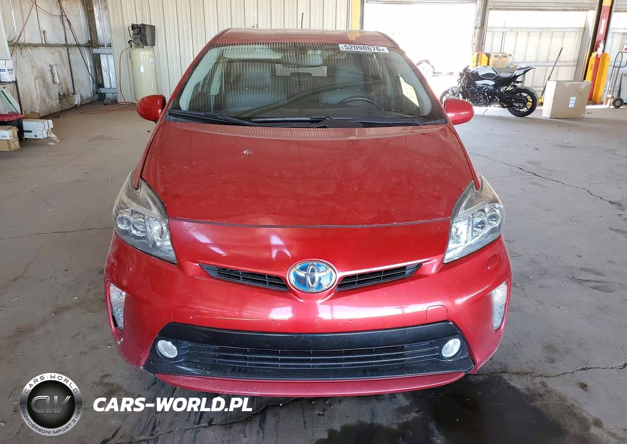 2013 Toyota Prius Five VIN:JTDKN3DU9D5639740 - 5