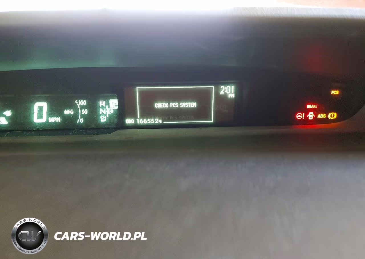 2013 Toyota Prius Five VIN:JTDKN3DU9D5639740 - 9