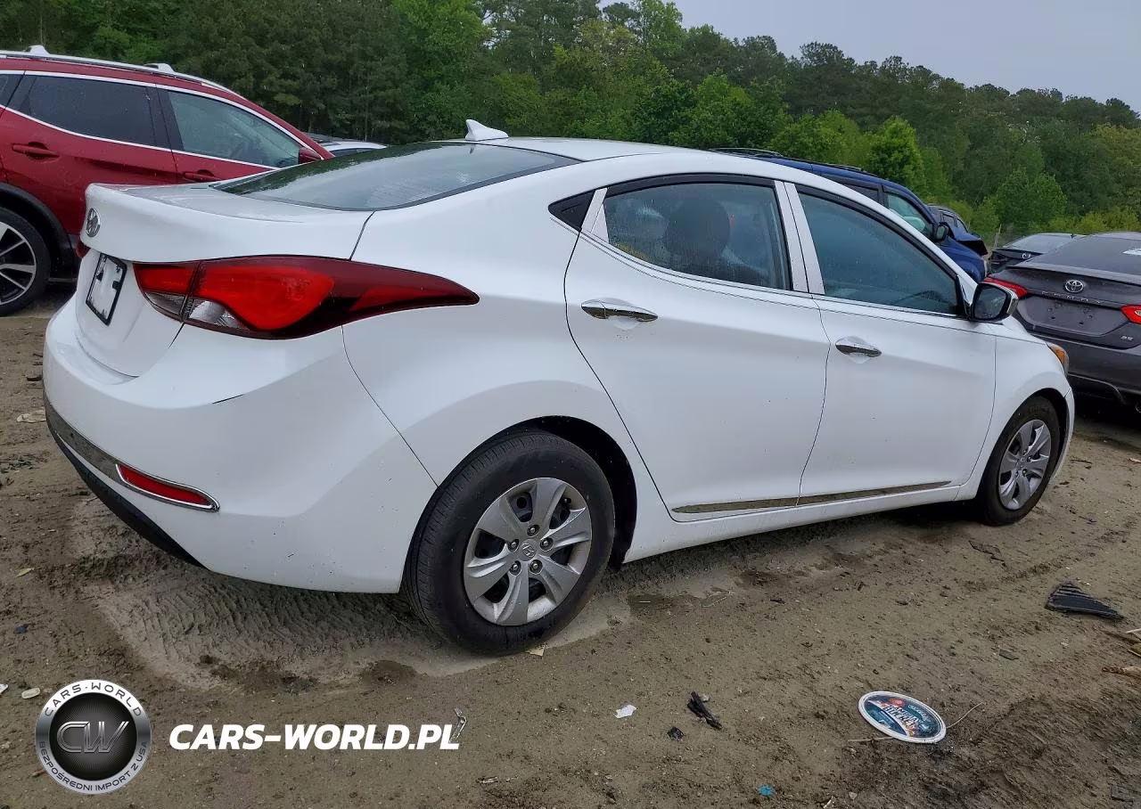 2016 Hyundai Elantra Se VIN:5NPDH4AE3GH666326 - 3