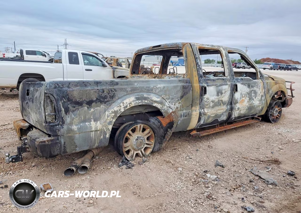 2012 Ford F250 Super Duty VIN:1FT7W2BT4CEB60907 - 3