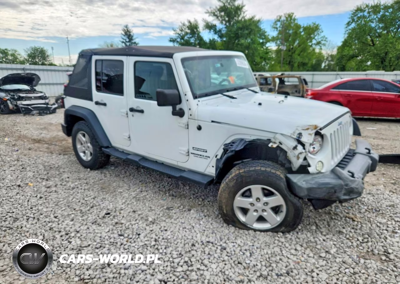 2016 Jeep Wrangler Unlimited Sport VIN:1C4BJWDGXGL161027 - 4