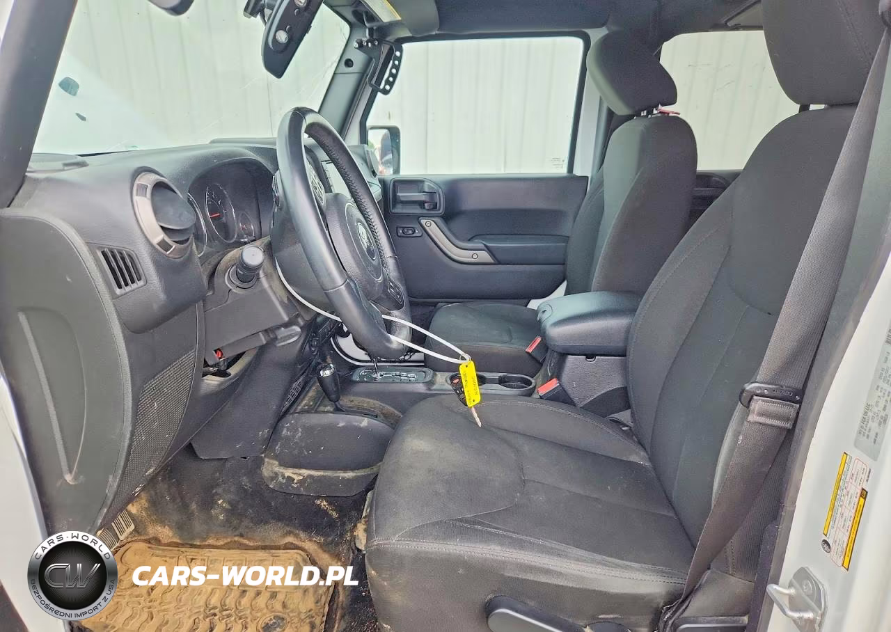 2016 Jeep Wrangler Unlimited Sport VIN:1C4BJWDGXGL161027 - 7