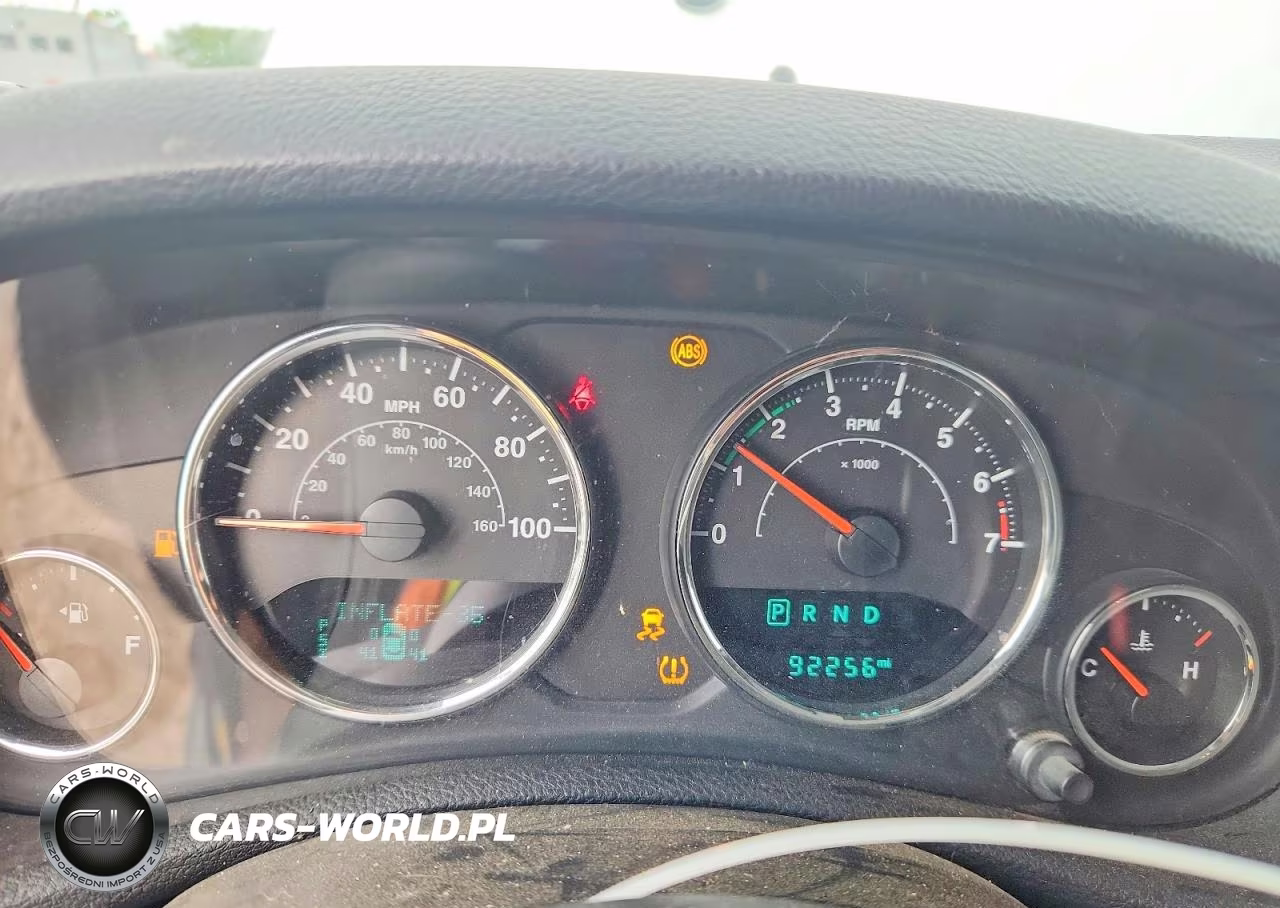 2016 Jeep Wrangler Unlimited Sport VIN:1C4BJWDGXGL161027 - 9