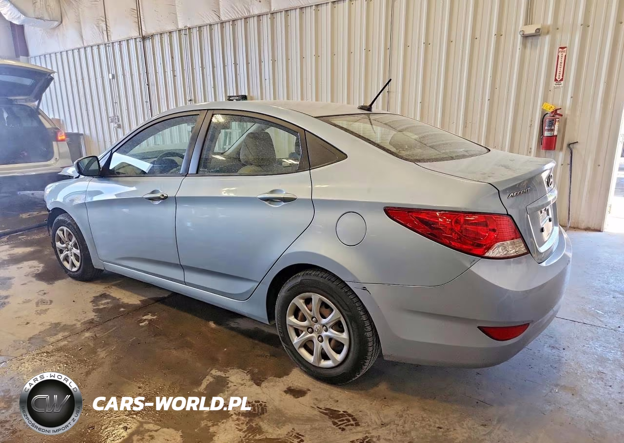 2013 Hyundai Accent 4D VIN:KMHCT4AE8DU317525 - 2