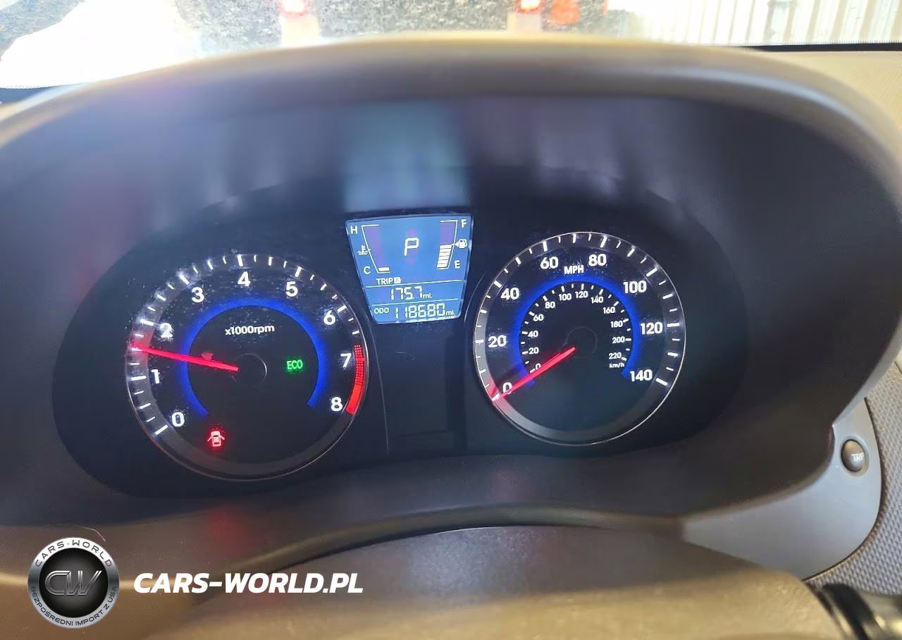 2013 Hyundai Accent 4D VIN:KMHCT4AE8DU317525 - 9
