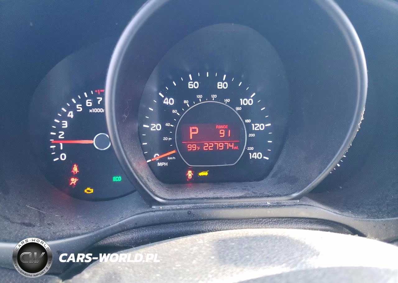 2015 Kia Soul Base VIN:KNDJN2A20F7772371 - 9