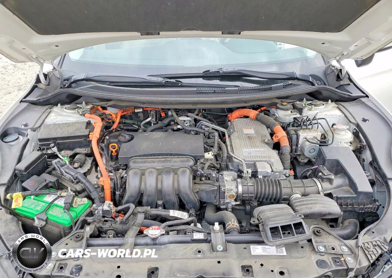 2018 Honda Clarity Touring VIN:JHMZC5F39JC007346 - 11