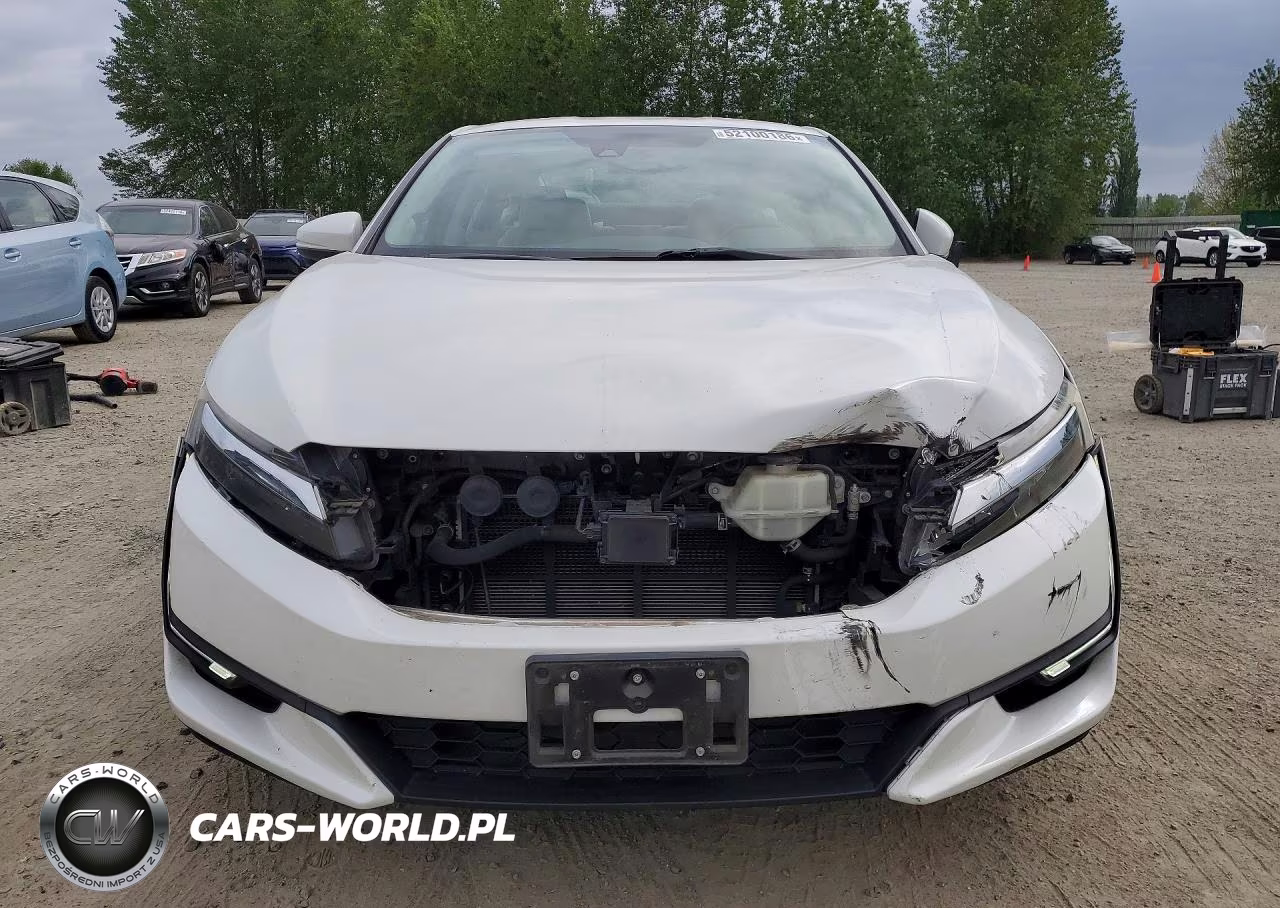 2018 Honda Clarity Touring VIN:JHMZC5F39JC007346 - 5
