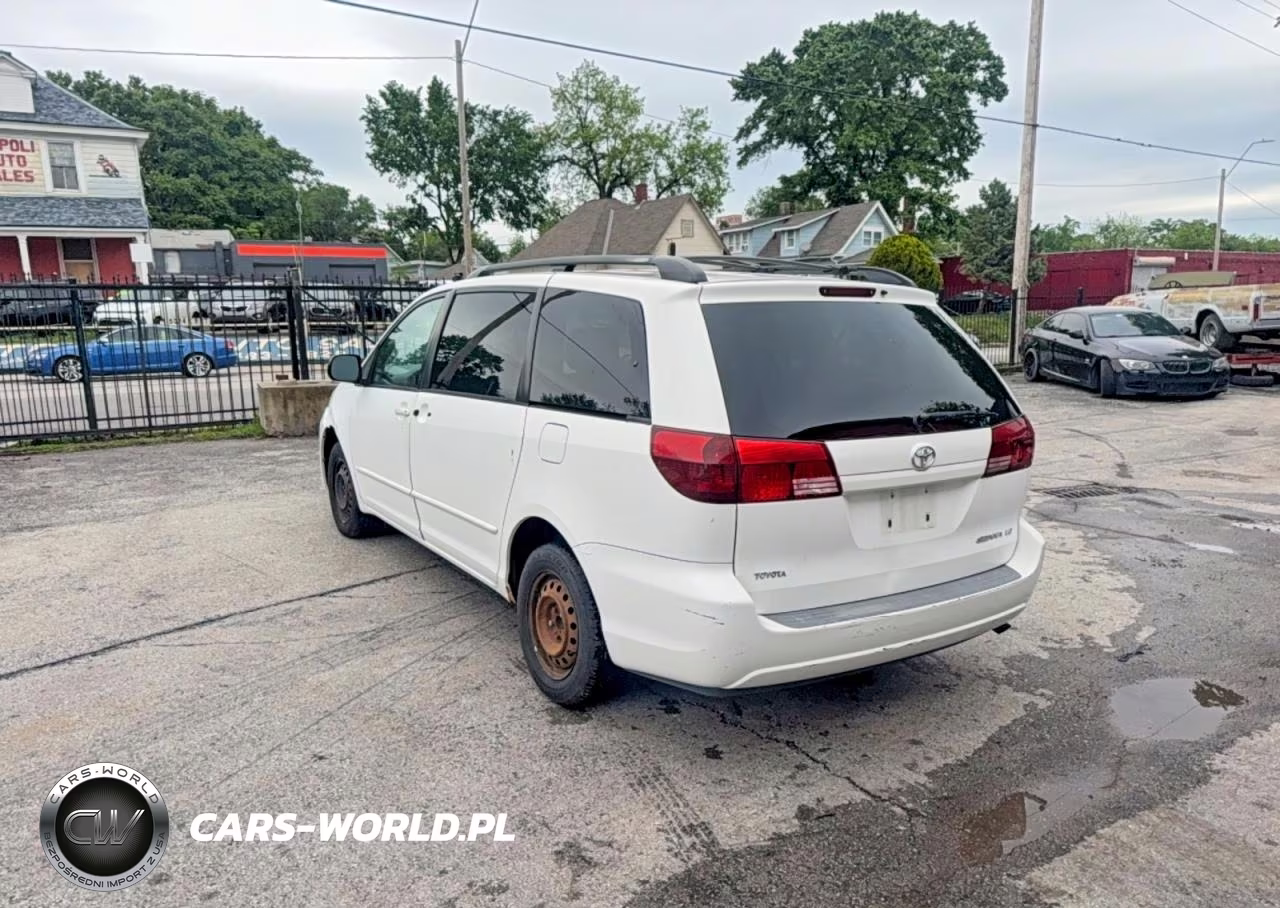 2005 Toyota Sienna Le 8 Passenger VIN:5TDZA23C55S303091 - 3