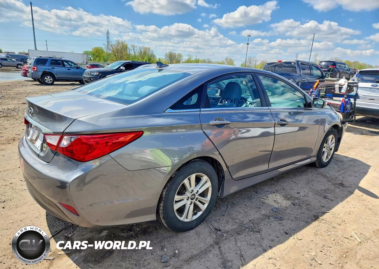 2014 Hyundai Sonata Gls VIN:5NPEB4AC1EH932623 - 3