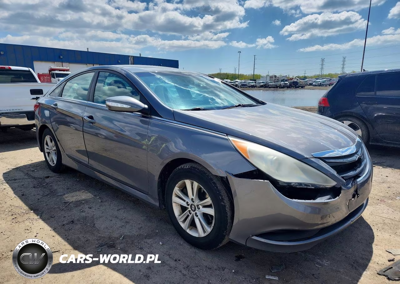 2014 Hyundai Sonata Gls VIN:5NPEB4AC1EH932623 - 4