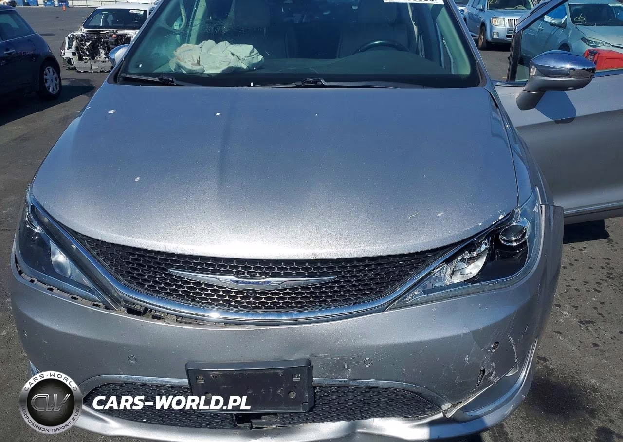 2017 Chrysler Pacifica Limited VIN:2C4RC1GG6HR659144 - 12