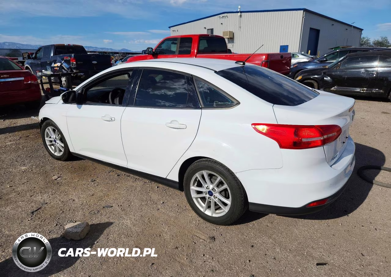 2016 Ford Focus Se VIN:1FADP3F23GL363477 - 2