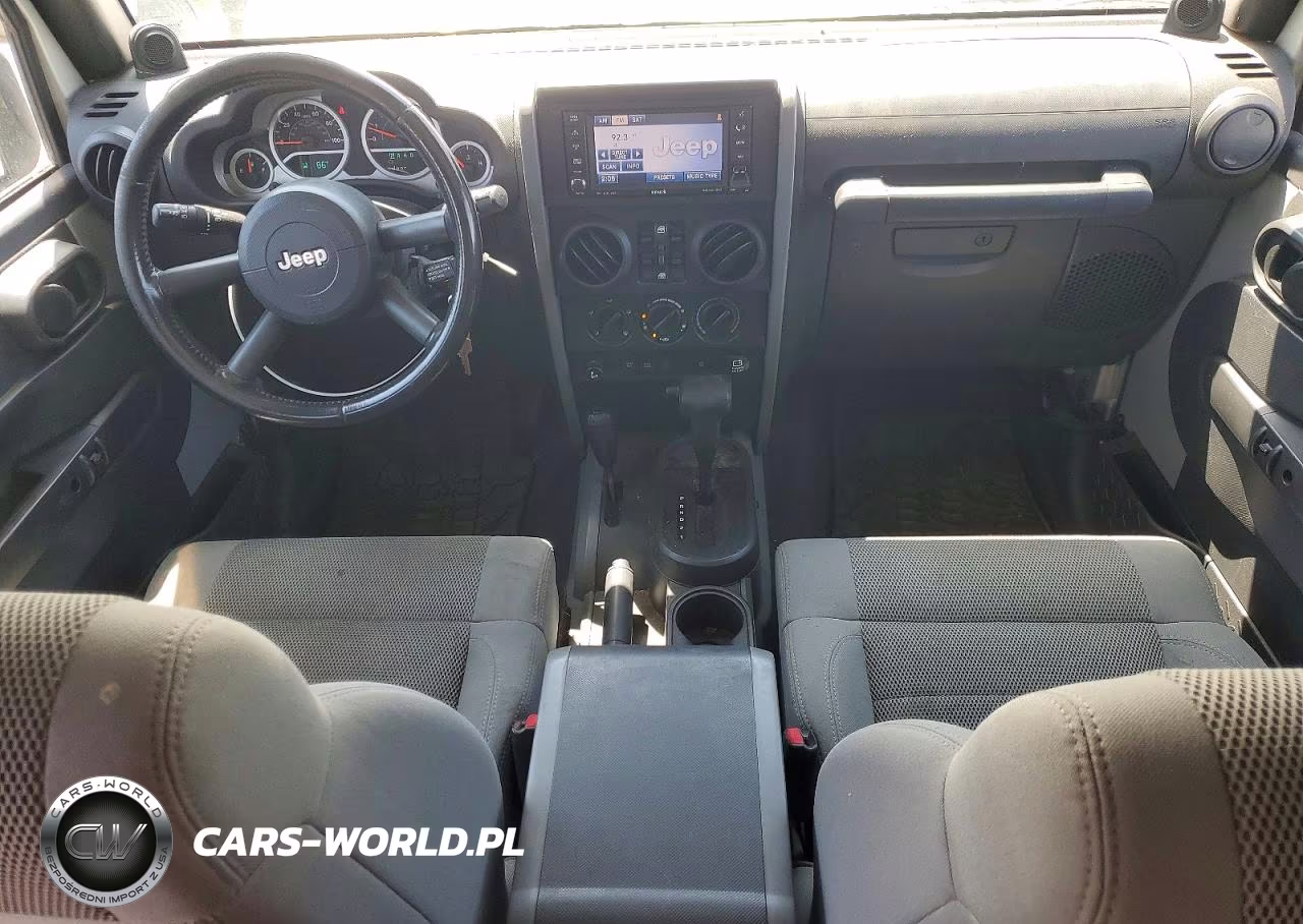 2007 Jeep Wrangler Rubicon VIN:1J8GA69137L191022 - 8