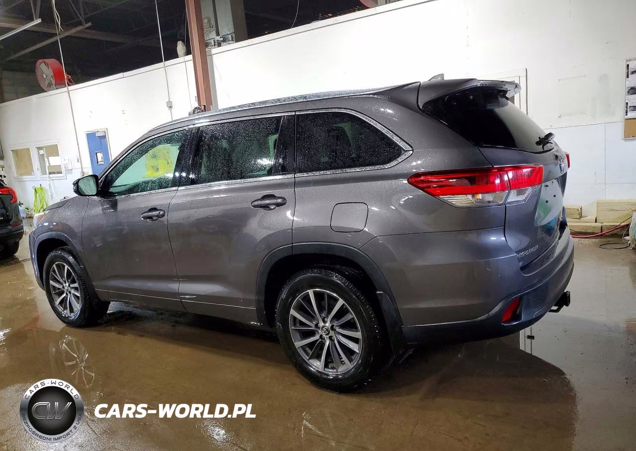 2017 Toyota Highlander Xle VIN:5TDJZRFH3HS367589 - 2