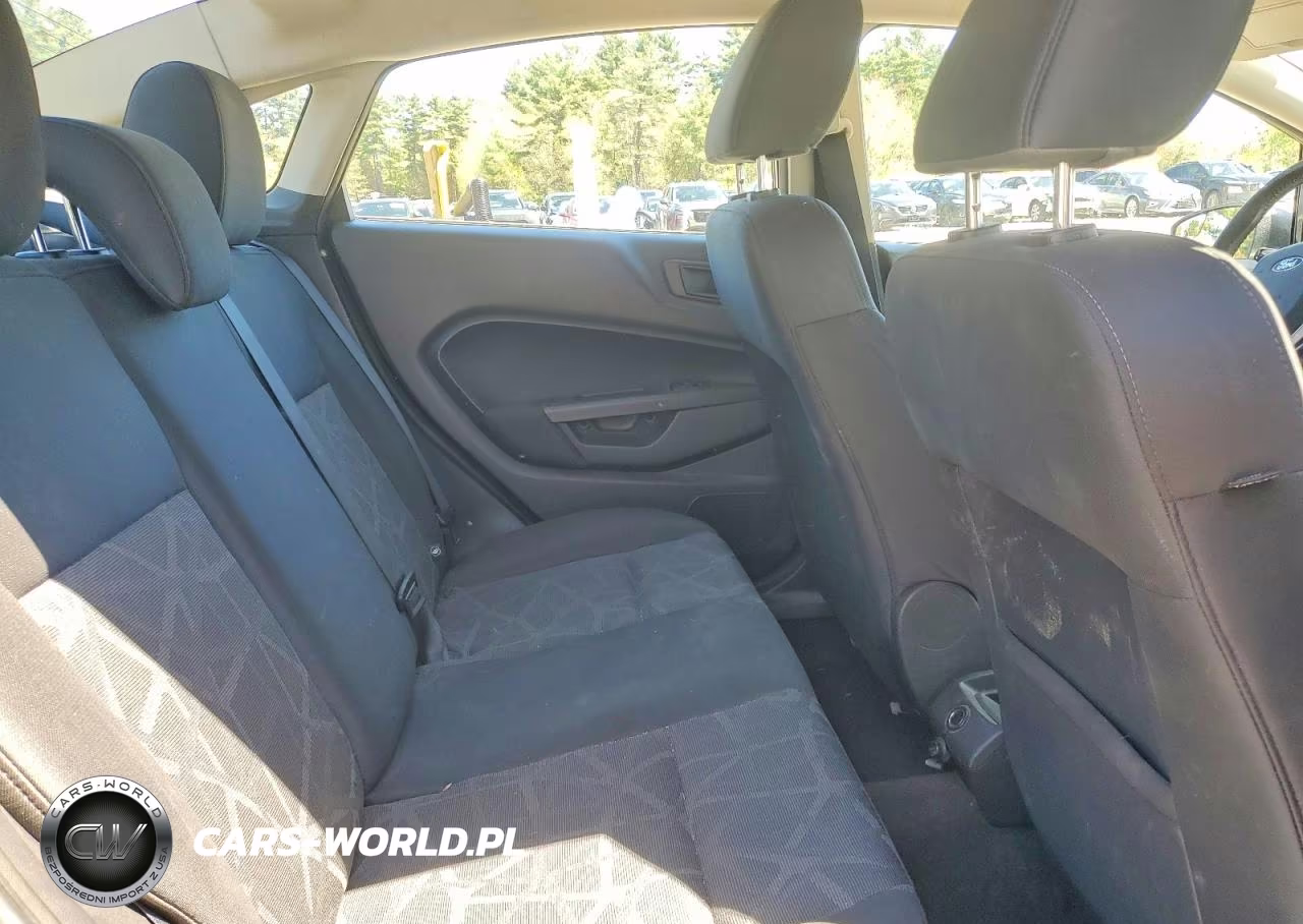 2011 Ford Fiesta Sel VIN:3FADP4CJ2BM113043 - 10