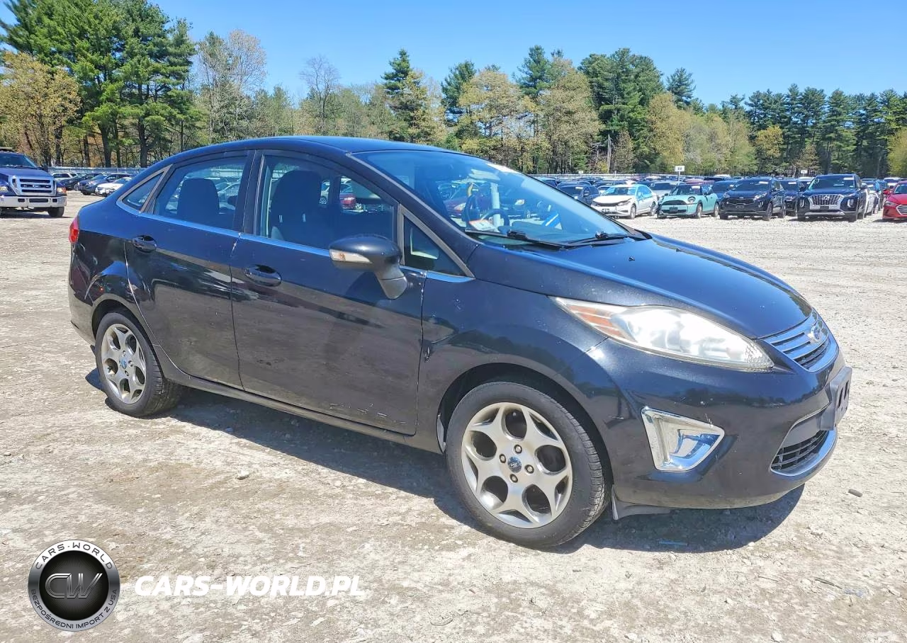 2011 Ford Fiesta Sel VIN:3FADP4CJ2BM113043 - 4