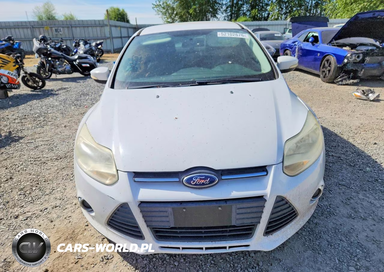 2013 Ford Focus Se VIN:1FADP3F23DL384163 - 5