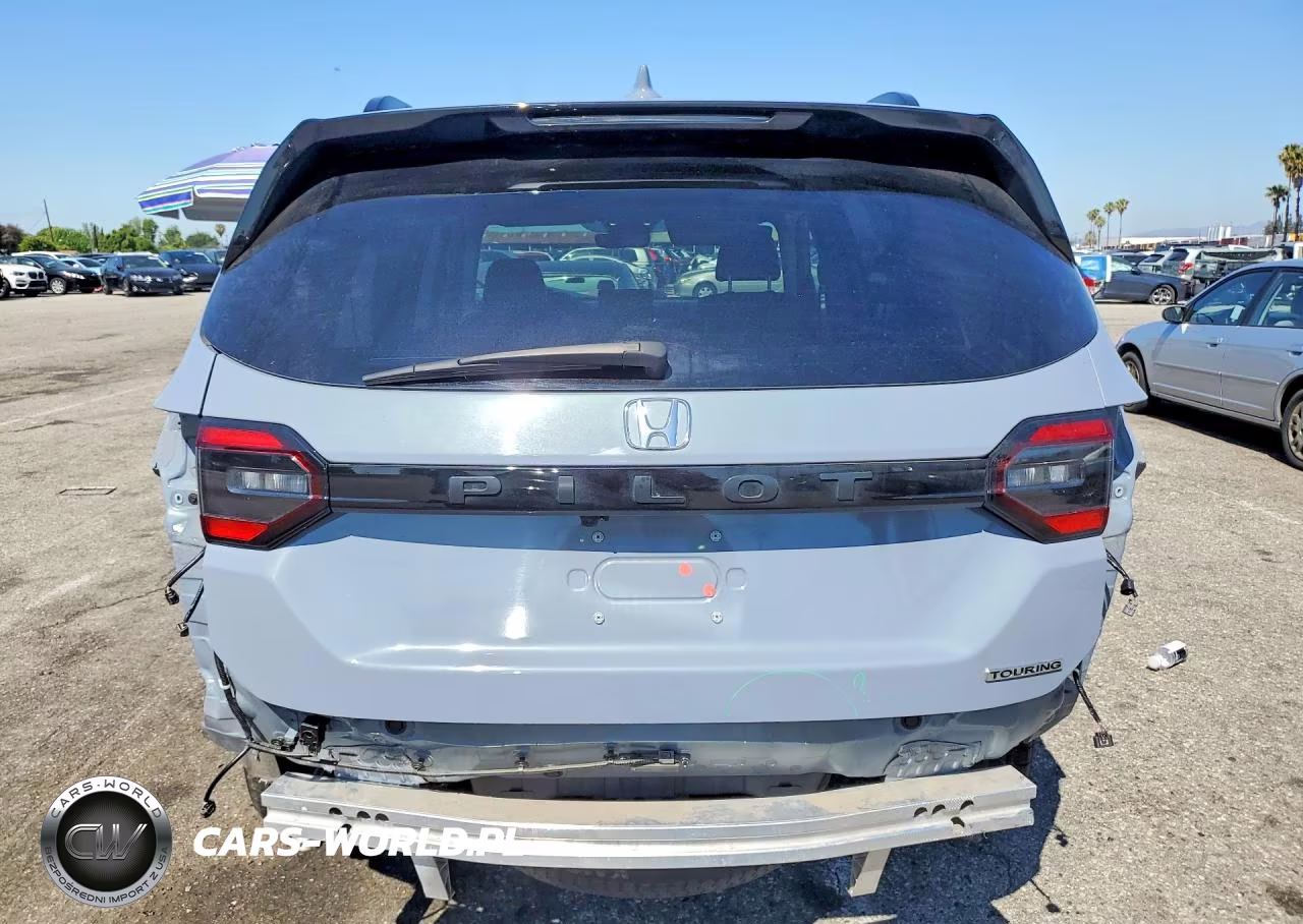 2025 Honda Pilot Touring VIN:5FNYG2H7XSB025312 - 6
